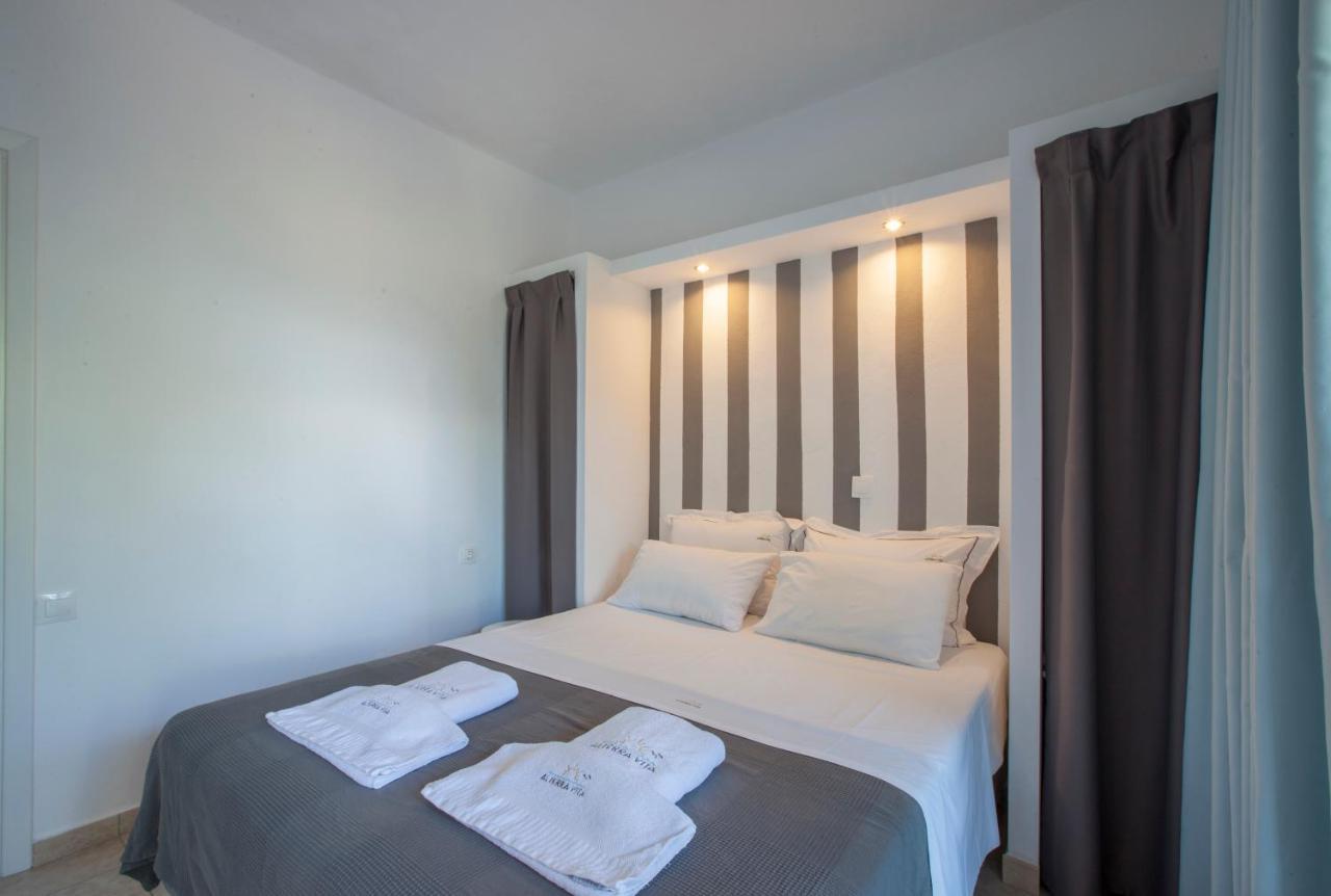 Alterra Vita Apartments Neos Marmaras Exteriör bild